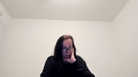 Snapshot of ravishthispeachgoddess chatting on 03.16.26 Ravishing Peach Goddess online show from 03.16.26