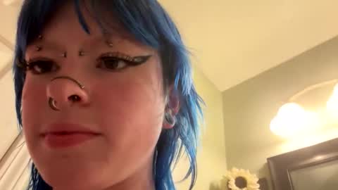 Snapshot of ravyn_xoxo chatting on 11.13.25 Ravynn 3 online show from 11.13.25