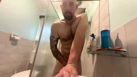 Snapshot of rawdillz121 chatting on 02.20.26 Down under guy online show from 02.20.26