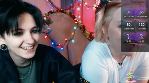 Snapshot of ray__taylor chatting on 01.10.25 Ray online show from 01.10.25