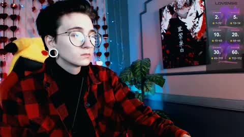 Snapshot of ray__taylor chatting on 02.16.25 Ray online show from 02.16.25