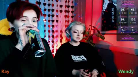 Snapshot of ray__taylor chatting on 02.22.25 Ray online show from 02.22.25