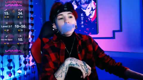 Snapshot of ray__taylor chatting on 03.10.25 Ray online show from 03.10.25