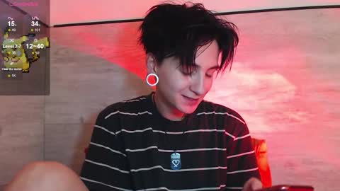 Snapshot of ray__taylor chatting on 10.06.25 Ray online show from 10.06.25