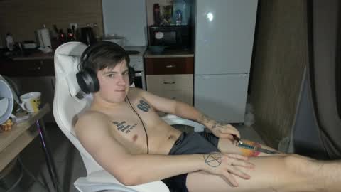 Snapshot of ray_hill chatting on 12.05.24 Ray online show from 12.05.24