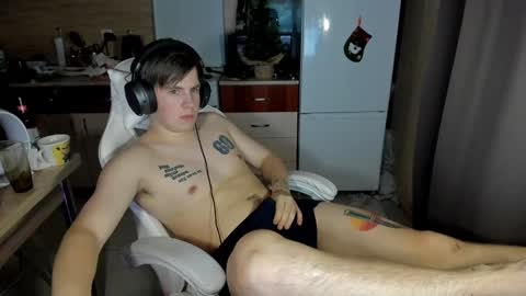 Snapshot of ray_hill chatting on 12.27.24 Ray online show from 12.27.24