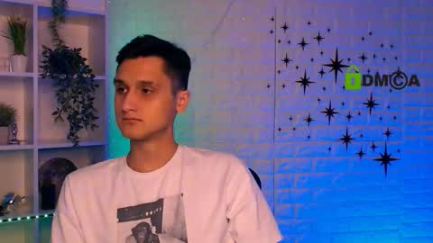 Snapshot of rayan_ross chatting on 11.13.25 rayan_ross online show from 11.13.25