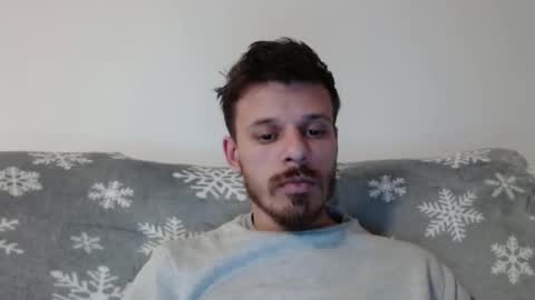 Snapshot of rayann27 chatting on 12.18.24 rayan online show from 12.18.24