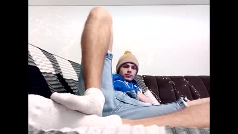 Snapshot of raymartino chatting on 12.18.25 RayMartino online show from 12.18.25