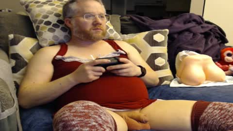 Snapshot of raymondsun chatting on 02.15.25 Sunshine Ray online show from 02.15.25