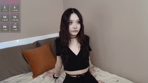 Snapshot of rayreina chatting on 03.13.26 rayreina online show from 03.13.26