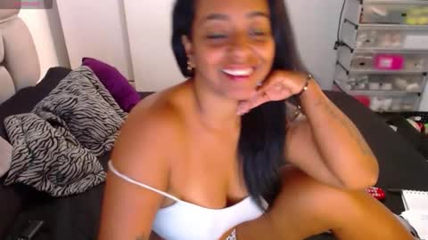 Snapshot of raysajoness chatting on 02.25.26 raysajoness online show from 02.25.26