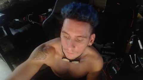 Rayzel online show from 12.02.25