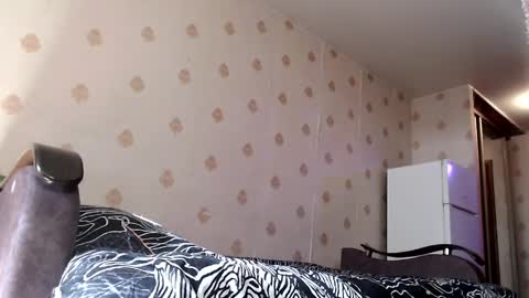 Snapshot of raziel_haze chatting on 03.27.26 Yrriel Strife Candy-Demon Caveboy mr. Cringe online show from 03.27.26