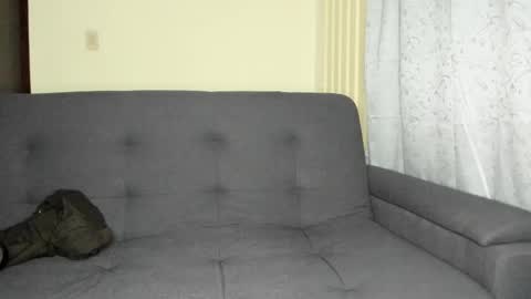 Snapshot of raziel_kain chatting on 12.16.25 Raziel online show from 12.16.25