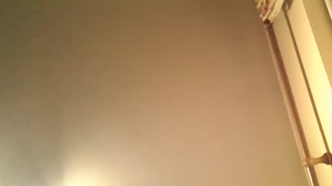 Snapshot of rdrew chatting on 04.15.26 rdrew online show from 04.15.26