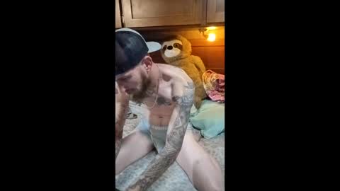 Real Hot Couple online show from 04.28.26