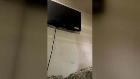 Snapshot of reallife1993 chatting on 02.15.26 reallife1993 online show from 02.15.26