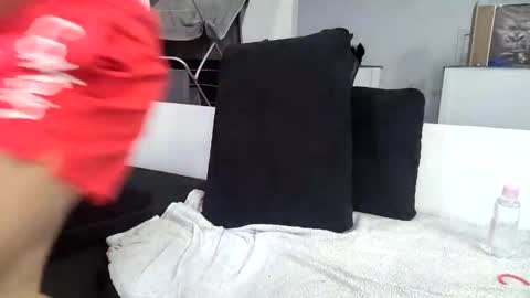 Ask me online show from 02.05.25