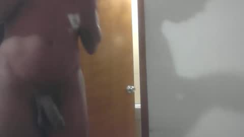 Snapshot of realmenol24k chatting on 01.09.26 SexyFlacko online show from 01.09.26