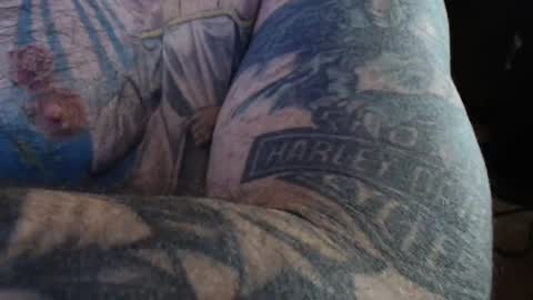 Snapshot of realrubpirate chatting on 12.31.24 realrubpirate online show from 12.31.24