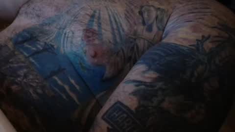 Snapshot of realrubpirate chatting on 01.01.25 realrubpirate online show from 01.01.25