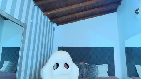 I invite you to my birthday on November 3th  online show from 01.07.25