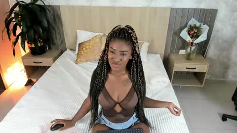 Snapshot of rebeca_cortez1 chatting on 05.22.26 I invite you to my birthday on November 3th online show from 05.22.26