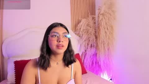 rebeca_taylor_ online show from 03.24.26