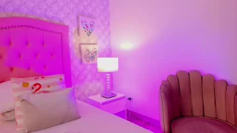 Rebeca Whatsson online show from 02.22.26