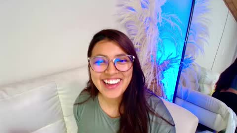 Rebeca Williams online show from 02.19.25