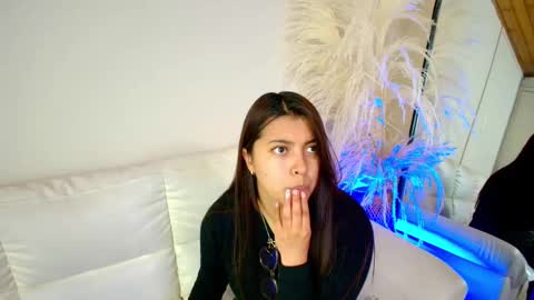 Rebeca Williams online show from 02.20.25