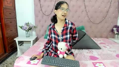 Rebeca... online show from 02.26.26