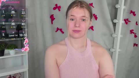 Snapshot of rebecca_____ chatting on 02.20.25 rebecca_____ online show from 02.20.25