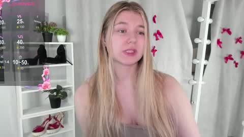 Snapshot of rebecca_____ chatting on 02.25.25 rebecca_____ online show from 02.25.25