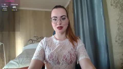 Rebecca online show from 05.04.26