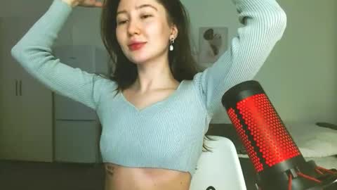 Snapshot of rebecca_demure18 chatting on 02.06.25 Lets talk here 33. online show from 02.06.25