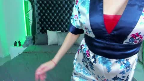 rebecca_diamonds online show from 11.23.25