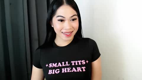 Snapshot of rebecca_slutt chatting on 02.01.26 its me asian rebecca online show from 02.01.26