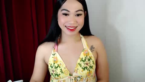 Snapshot of rebecca_slutt chatting on 02.13.26 its me asian rebecca online show from 02.13.26