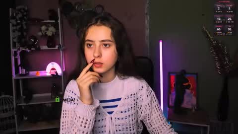 Snapshot of rebecca_smile_ chatting on 11.30.25 rebecca_smile_ online show from 11.30.25