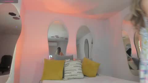 Rebe online show from 03.07.25