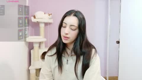 rebeccawhite_meow online show from 02.11.26