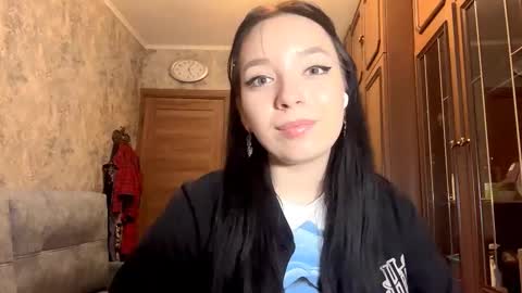 Sofia online show from 12.04.25