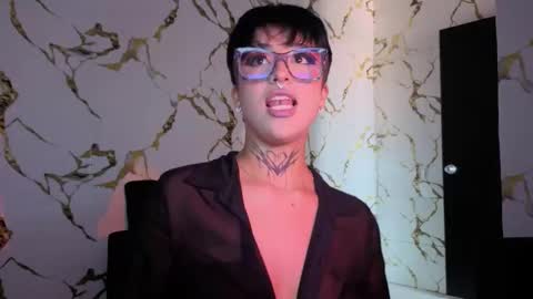 Snapshot of rebeka_baker chatting on 12.20.25 REBEKA online show from 12.20.25