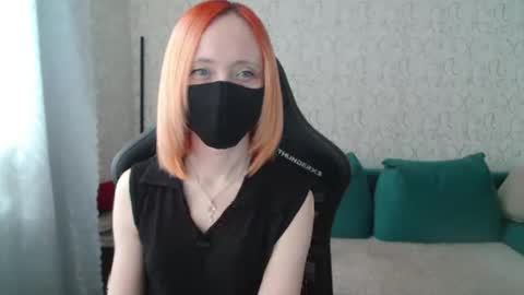 Snapshot of rebesaolset chatting on 02.15.25 RebesaOlset online show from 02.15.25