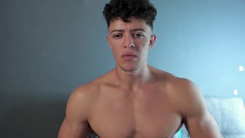 twitter REECET26 instagram RECCETAYLOR online show from 02.01.25