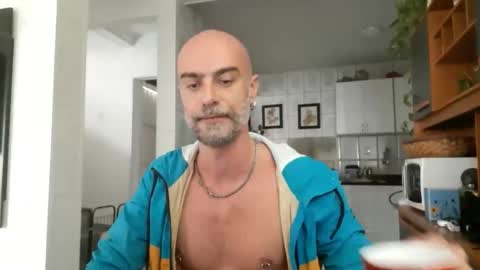 Snapshot of recoromanello chatting on 05.28.26 Reco Romanello online show from 05.28.26