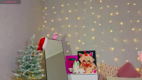 Snapshot of red__candy chatting on 01.08.26 red__candy online show from 01.08.26