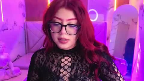 Snapshot of red_bunny_v chatting on 06.23.26 Hi Stream 800am to 200pm online show from 06.23.26